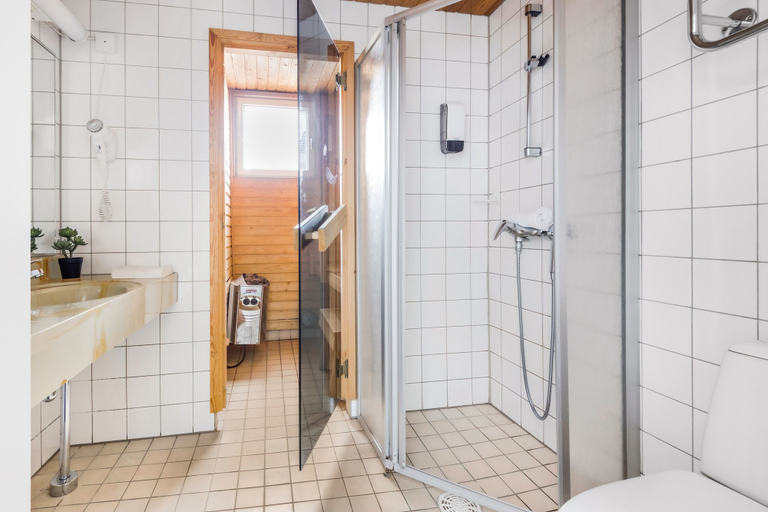 Bathroom 4, Hiisi Hotel Lohja, Uusimaa