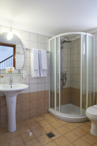Bathroom 5, Iapetos Village, South Aegean