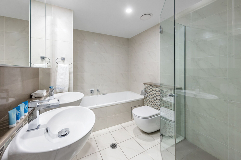 Bathroom 5, Meriton Suites Adelaide Street, Brisbane, Brisbane