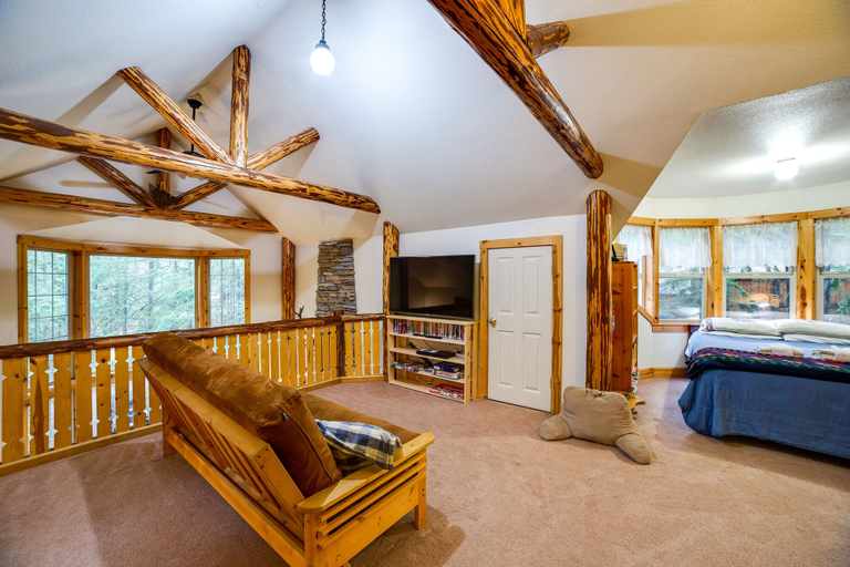 Others 5, 25SL - Hot Tub - BBQ - Pets Ok - WiFi - Sleeps 6, Whatcom