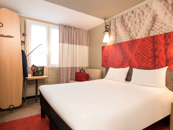 Bedroom 28
