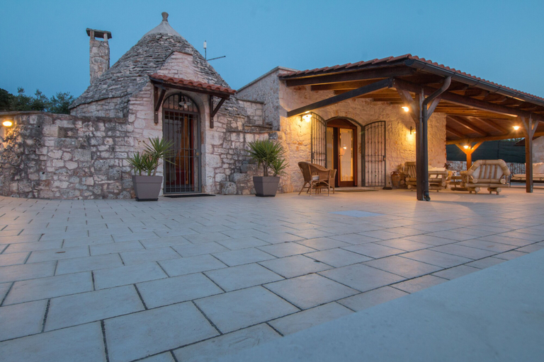 Exterior & Views, TD Villa Luna Trulli with Large Pool, Bari
