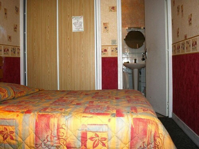 Bedroom 5, La Caravelle, Puy-de-Dôme