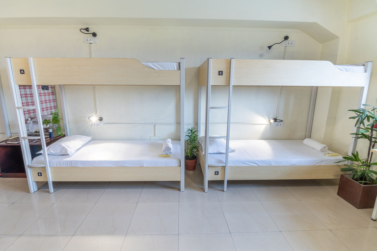 Bedroom 4, Offbeat CCU, South 24 Parganas