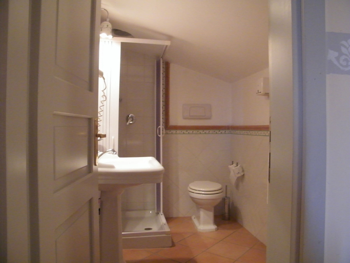 Bathroom 5, Hotel Villa delle Meraviglie, Potenza