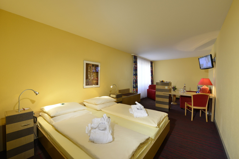Bedroom 4, Hotel am Park Lüneburger Heide, Heidekreis