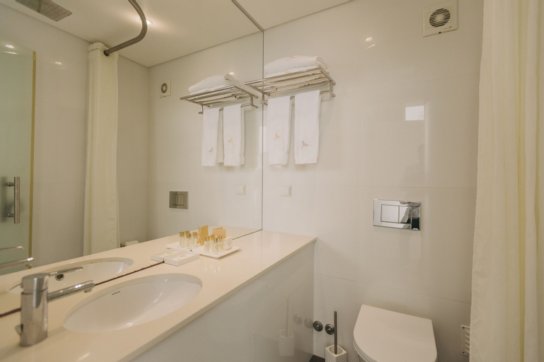 Bedroom 4, Ocean Views by Azores Villas, Ponta Delgada