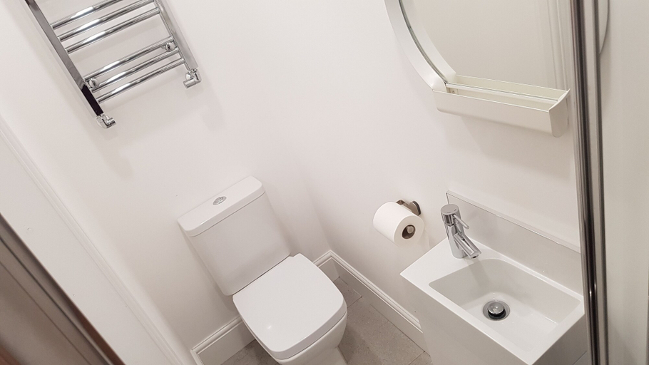 Bathroom 3, Central City House, Sefton