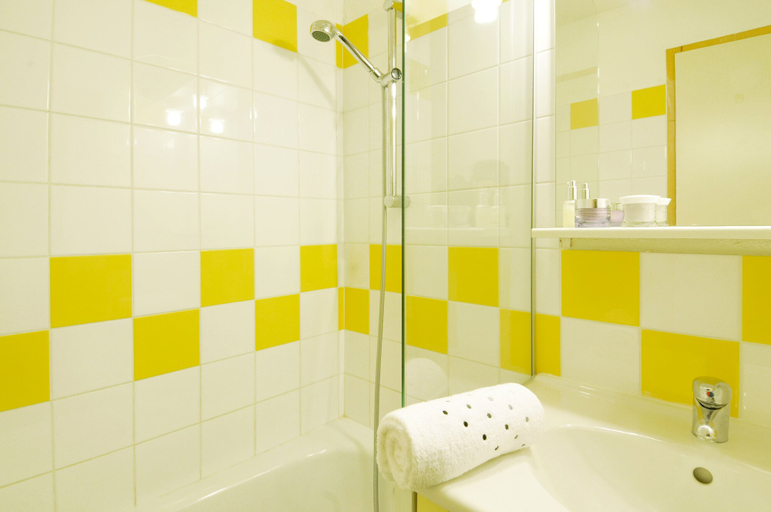 Bathroom, OIP Les Coches, Savoie