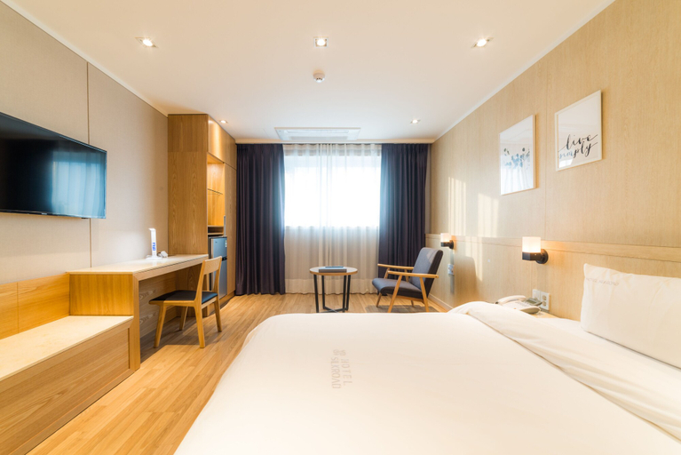 Bedroom 5, Reborn Suwon Silkroad Hotel, Suwon