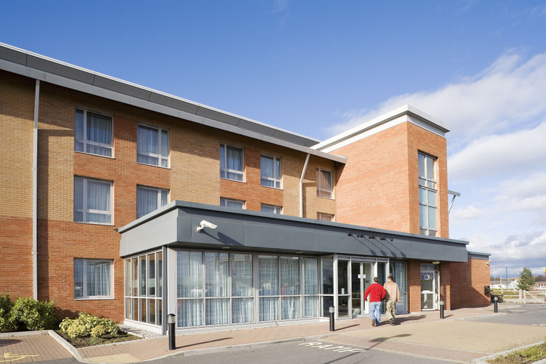 Exterior & Views 2, ibis Swansea, Swansea