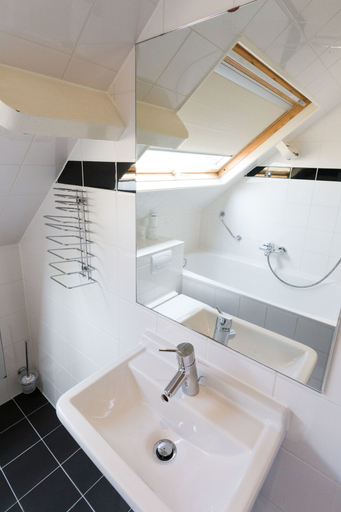 Bathroom 5, Hotel Park Plantage, Amsterdam