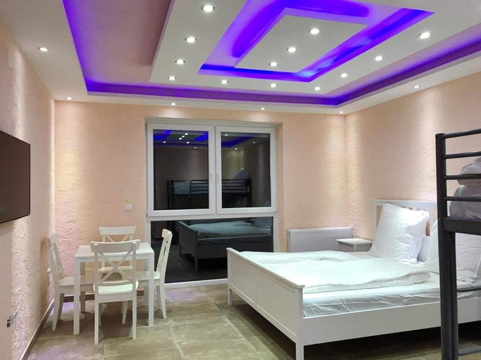 Bedroom 5, Hotel Babylon, Ortenaukreis