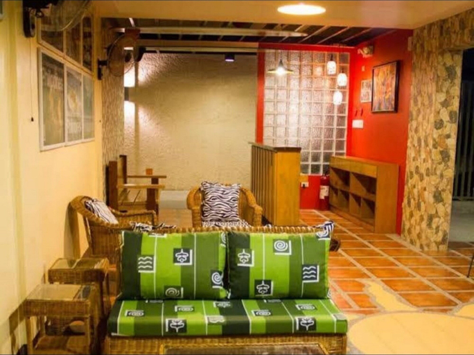 Others 4, OYO 916 Angel's Boardrooms, Quezon City