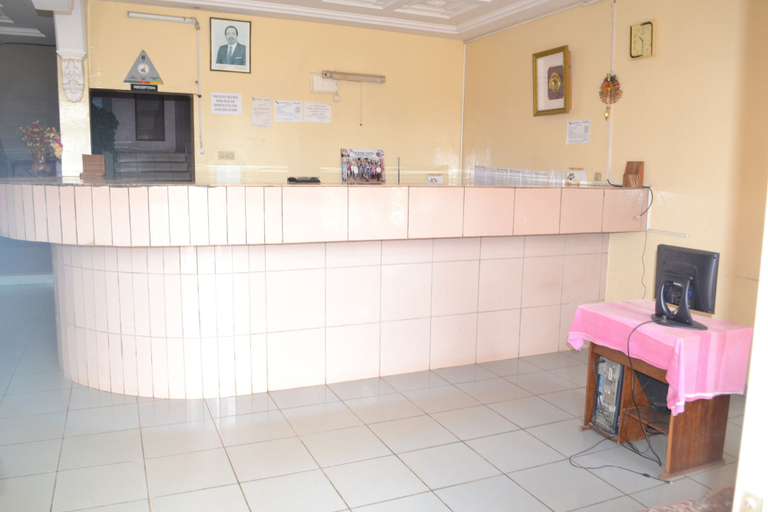Others 5, Felydac Hotel, Mfoundi