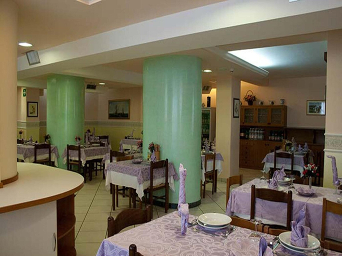 Food & Drinks 5, Hotel Monica, Siena