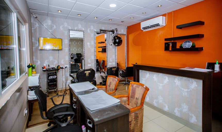 Food & Drinks 5, Lancaster Hotel Accra, Accra