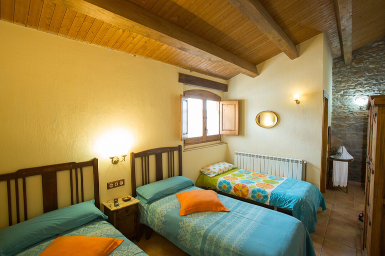 Bedroom 3, Marcús Casa rural, Lleida