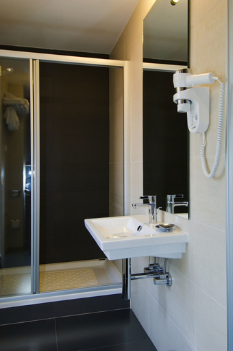 Bathroom 4, Hotel Vestibul Palace, Split