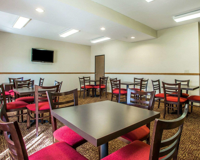 Food & Drinks, Quality Inn Greenville North, Darke