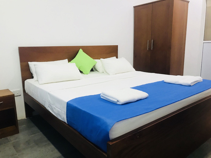 Bedroom 2, Swan White Villa, Panadura