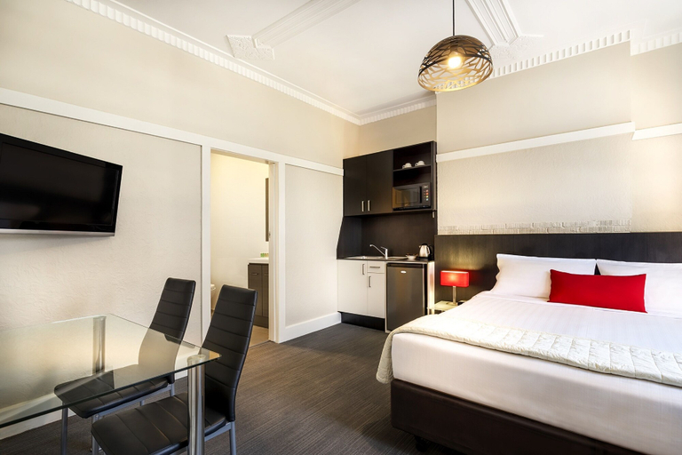 Bedroom 4, Como Court, Melbourne
