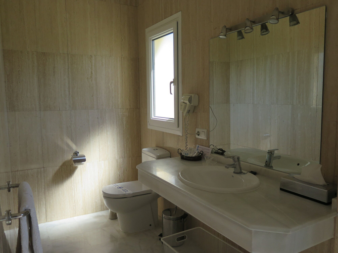 Bathroom 4, La Luna Blanca, Málaga