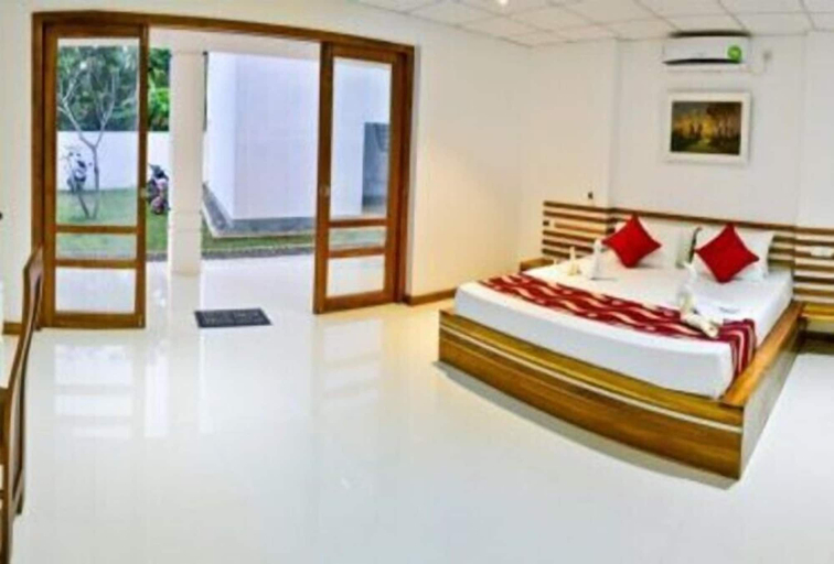 Room 4, Ricco Tara, Hikkaduwa