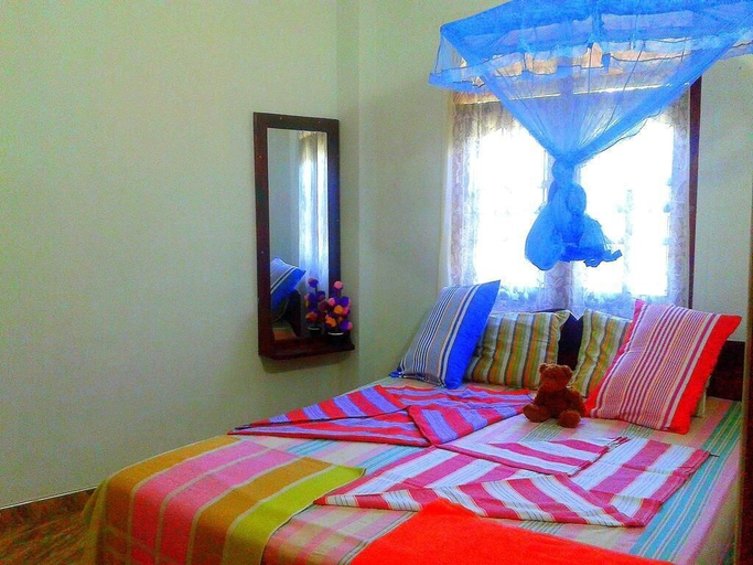 Others 5, Pearl Villa, Weligama