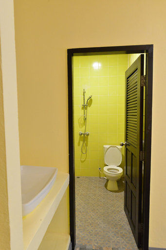 Bathroom 2, Baan Nai Soi Homestay, Hang Dong
