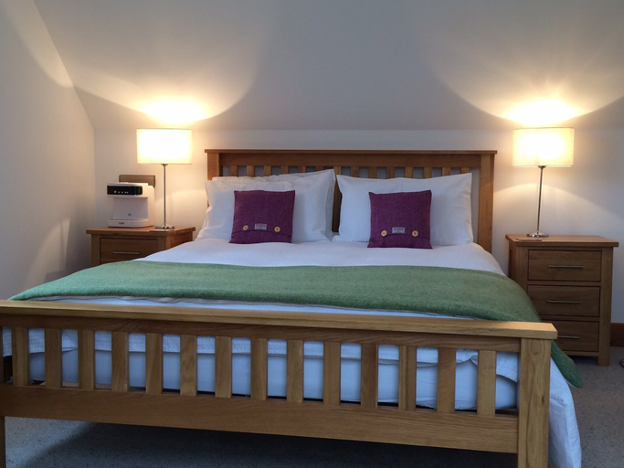 Bedroom 3, Lochedge Lodge, Eilean Siar
