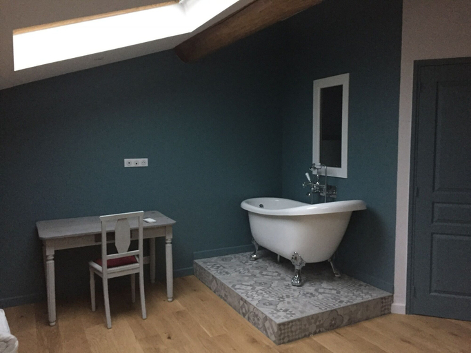 Bathroom 5, La Garoffe, Haute-Garonne