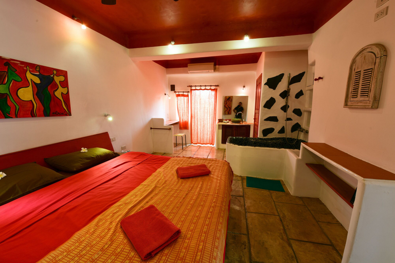 Bedroom 3, Mirabel Resort & Mini Golf, Bang Lamung