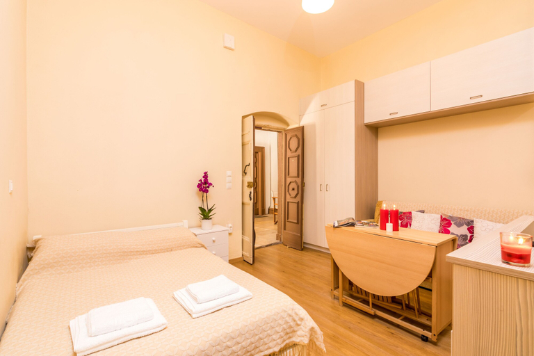 Bedroom 2, Kantouni Bizi, Ionian Islands