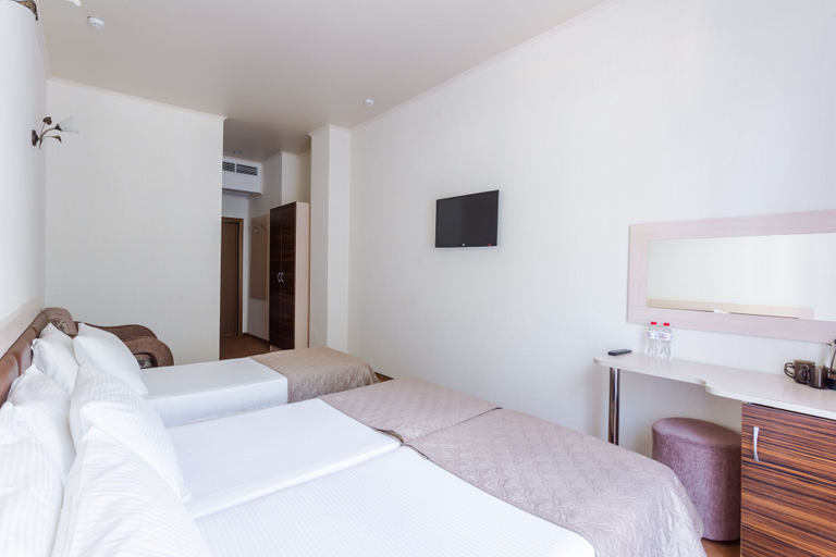 Bedroom 3, SunMarInn Resort, Anapskiy rayon