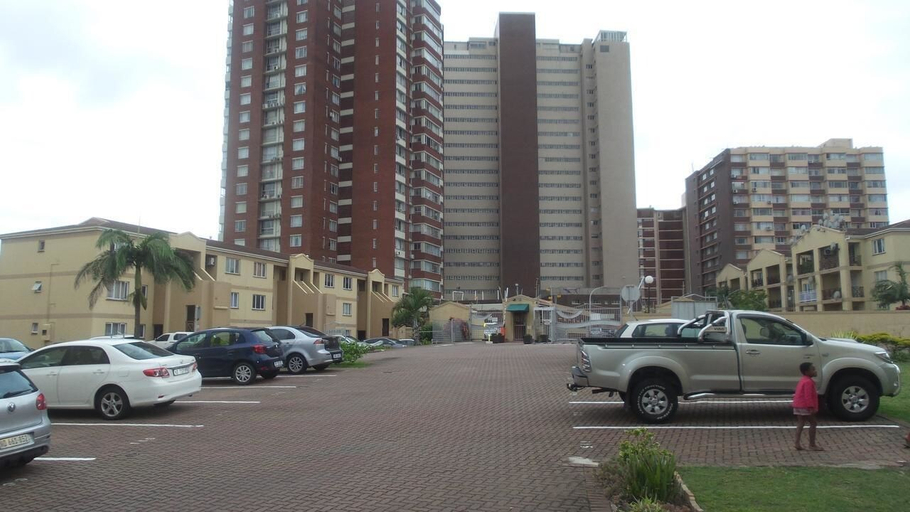 Exterior & Views 2, Summersands Apartment, eThekwini