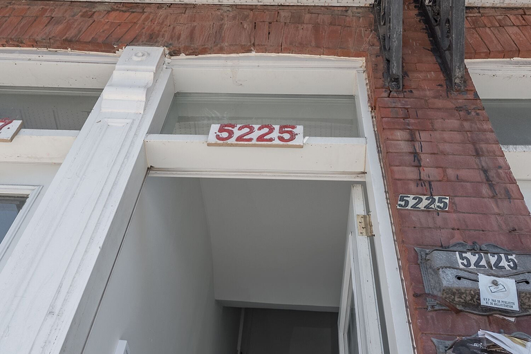 Exterior & Views, 5225 rue Saint-urbain, Montréal