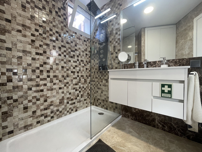 Bathroom 4, Sea and Sun 4 You - Horizonte Azul, Porto Moniz