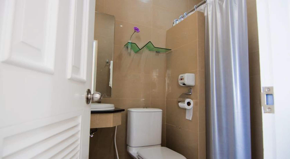 Bathroom 4, Boonsiri Boutique Hotel, Muang Si Sa Ket