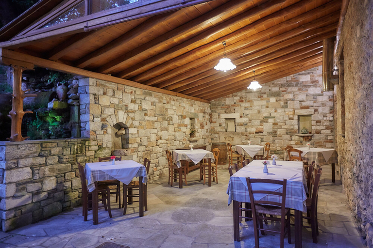 Food & Drinks 5, Palios Stathmos, Thessaly