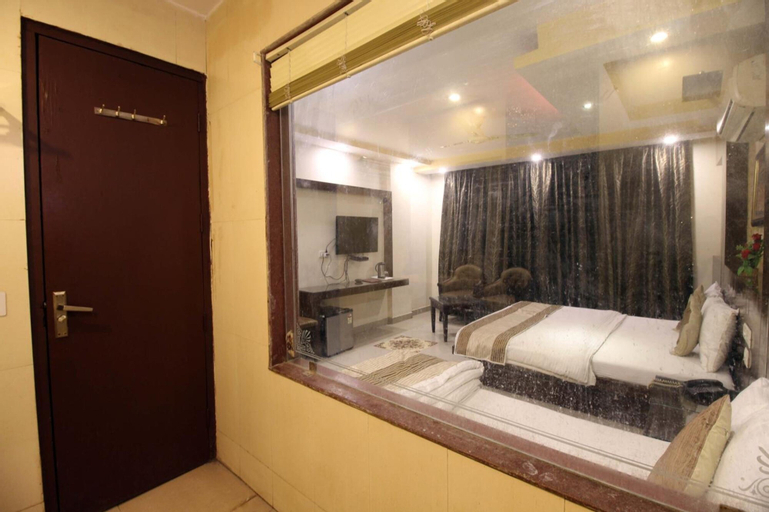 Bedroom 24