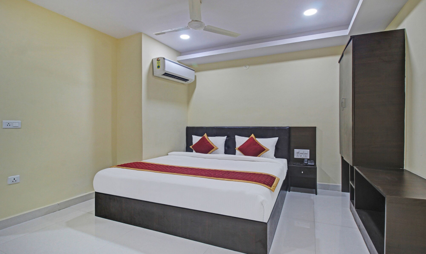 Bedroom 1, Lemonridge by Monday Hotels Kukatpally, Ranga Reddy