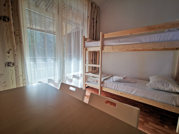 Bedroom 3, Pansionat Yuzhniy, Sochi gorsovet