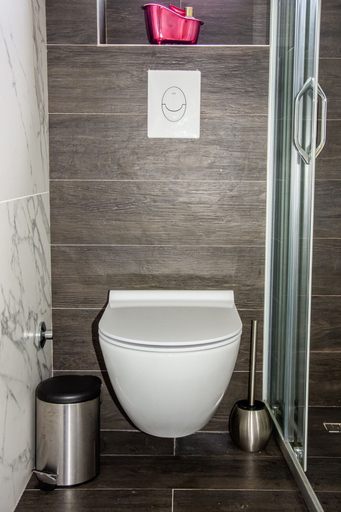 Bathroom 3, Apartmani Ralux Tivat