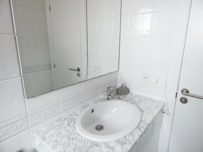 Bathroom 5, Apartamento en Platja d'Aro Marbella 17, Girona