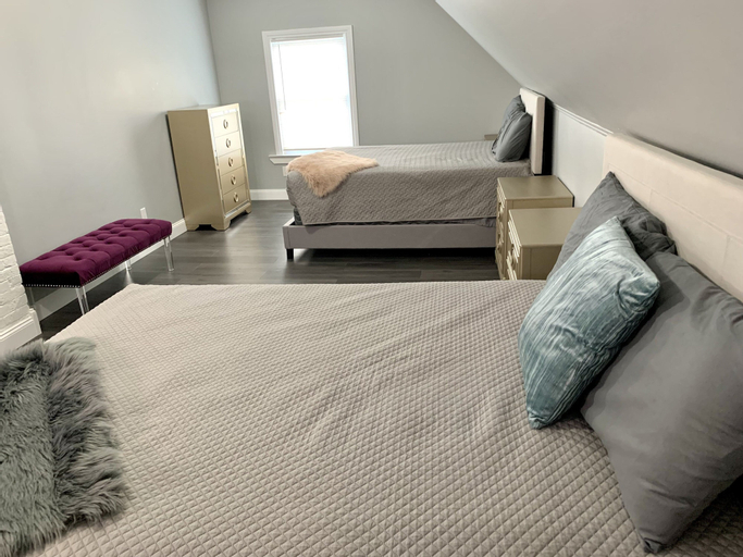 Bedroom 22