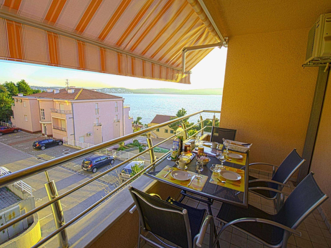 Food & Drinks, Apartment Mala, Trogir