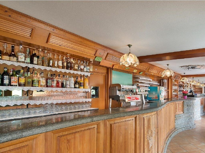 Food & Drinks 5, Hotel Gallo Cedrone, Sondrio