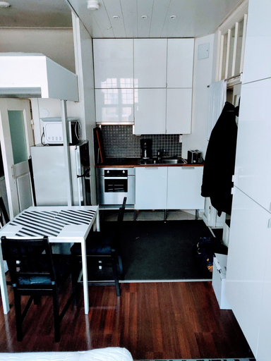 Others 5, Helsinki city centre classic studio&loft, Uusimaa