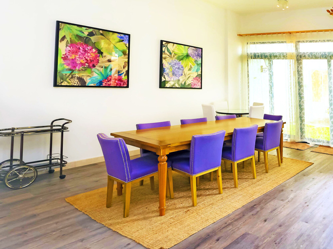 In-room dining 3, Yanjoon Holiday Homes - Palma Residence, Dubai